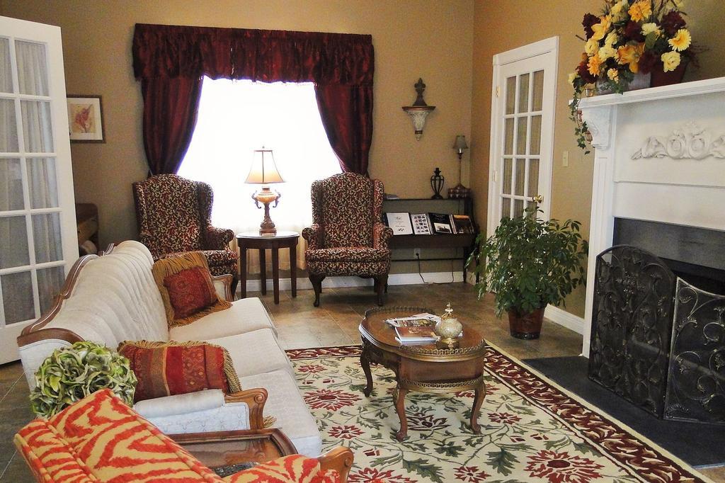 Hill House Bed And Breakfast Loretto Extérieur photo