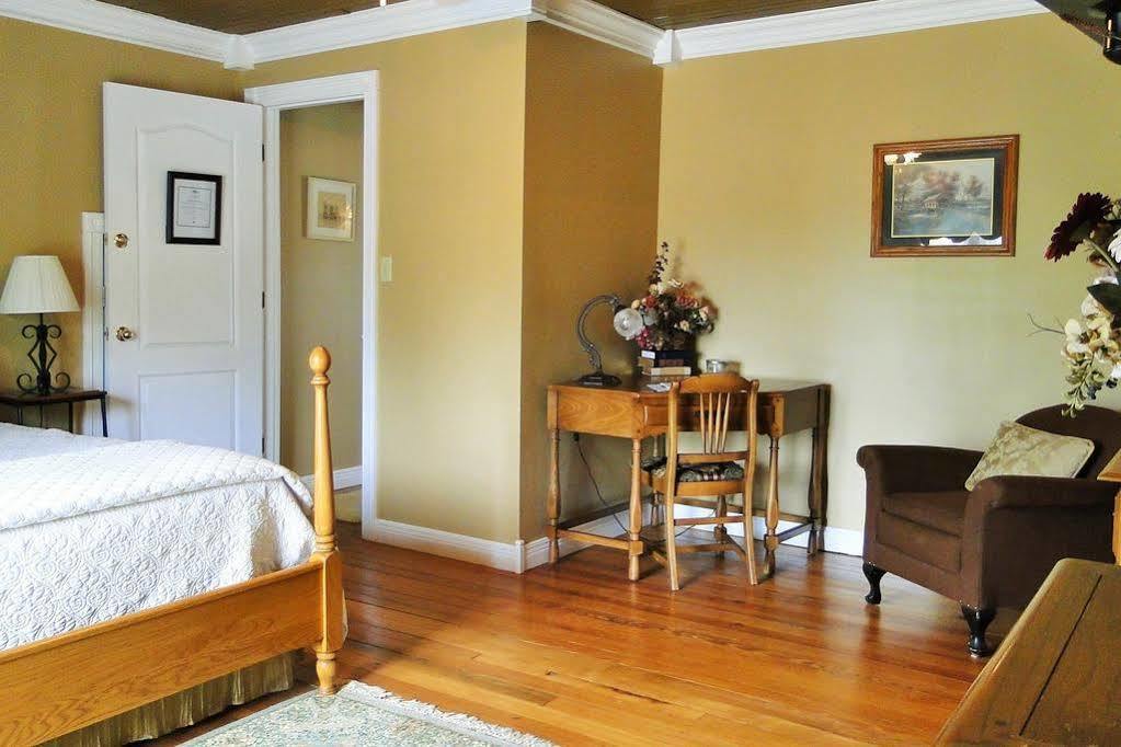 Hill House Bed And Breakfast Loretto Extérieur photo